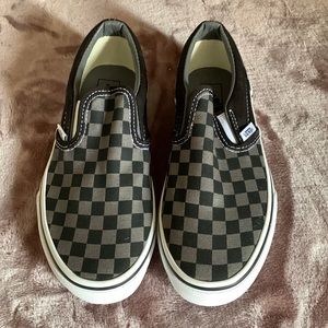KIDS SIZE 3 checkered vans NWOT
